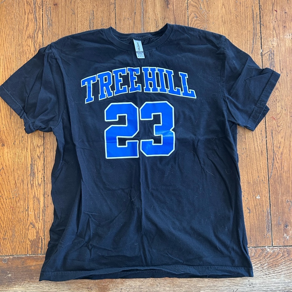 Black Tree Hill Nathan Scott #23 Graphic T-Shirt